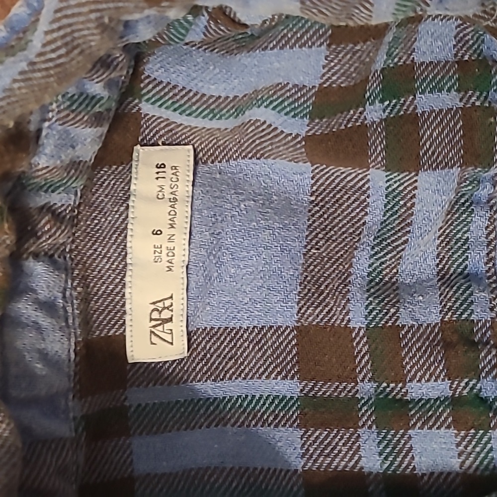 Zara Button Down - Picture 2 of 2